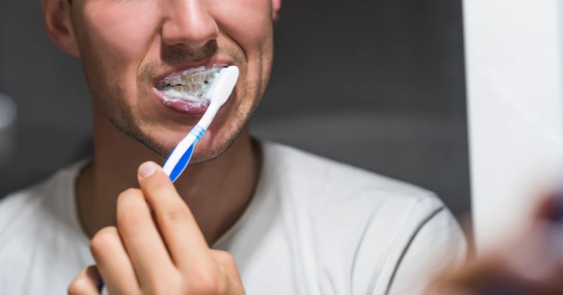 dents blanches